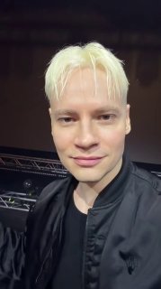 Shaman поддержал школьников перед ЕГЭ по русскому языку
