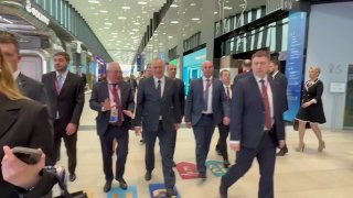 Президент Абхазии Бадра Гунба прибыл в Петербург на ПМЭФ