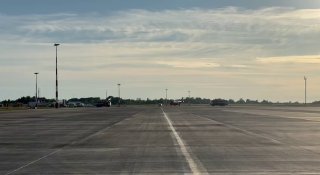 Первый регулярный рейс из Минеральных Вод прибыл в аэропорт Сухум