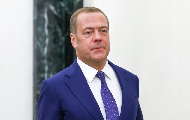 Дмитрий Медведев призвал Россию не верить элитам коллективного Запада