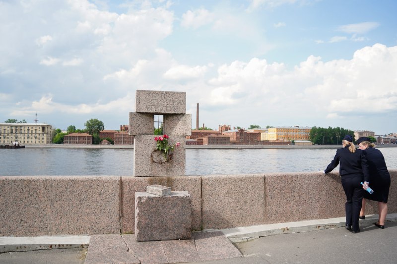 В Петербурге отметили день рождения Навального