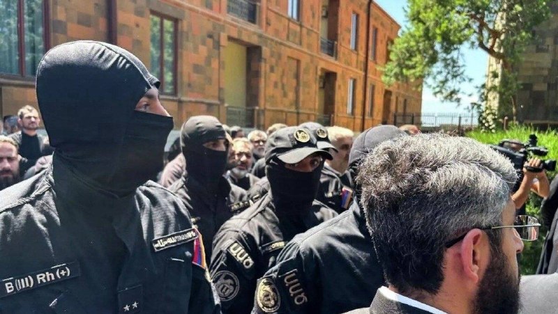 Лицо пашиняновского либерализма