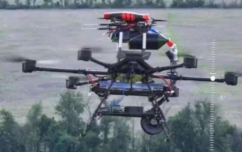 Украинский БПЛА «Баба-Яга» оснастили FPV-дроном на оптоволокне для увеличения дальности