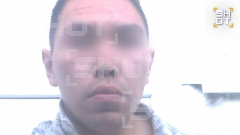 Пьяный охотник из Чукотки пытался вскрыть кабину пилота и умер после задержания