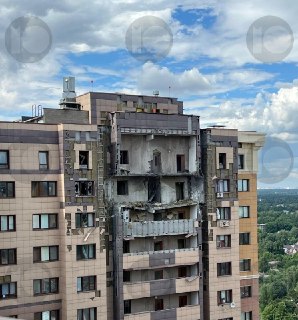 Жители Москвы и Подмосковья делятся эмоциями после крупной атаки БПЛА