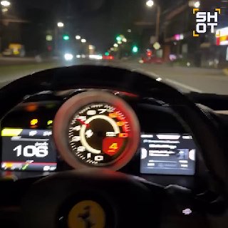 Каскадёр Евгений Чеботарёв попал в ДТП на Ferrari в Ростове-на-Дону