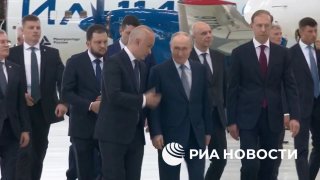 Путин призвал наращивать производство отечественной авиатехники для конкуренции с зарубежными аналогами
