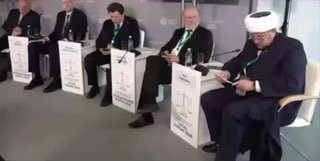 Председатель ДУМ Петербурга предложил интегрировать мусульманское право в российскую правовую систему