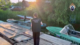 В Татарстане девушка на гидроцикле сбила сапбордистов, один человек утонул