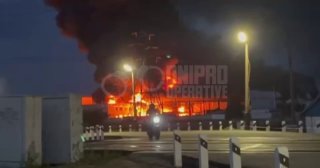 В Самаре Днепропетровской области горит грузовой терминал «Новой Почты»