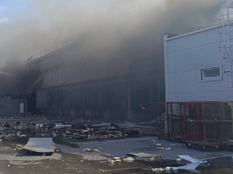 Удар дрона «Герань-2» по складу «Нова Пошта» в Днепропетровской области