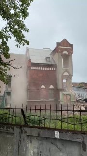 Мощный бойкот булкам устроили калининградские активисты из-за сноса исторического здания