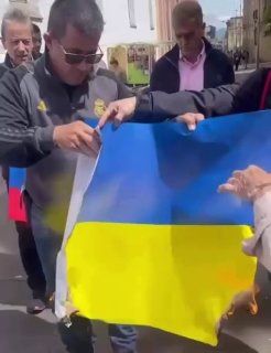 В Боготе сожгли украинские флаги: родственники наемников требуют пресечь вербовку в ВСУ