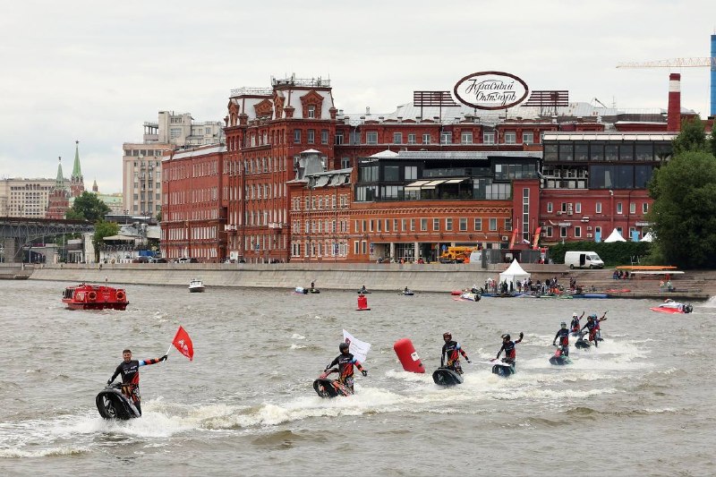 В Москве пройдет уличный фестиваль «Две реки» с участием звезд спорта и музыки