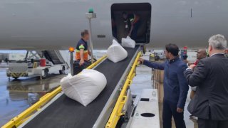Россия направила первую партию гуманитарной помощи в Венесуэлу после землетрясения