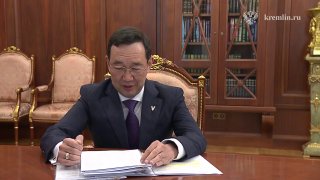 Путин встретился с главой Якутии