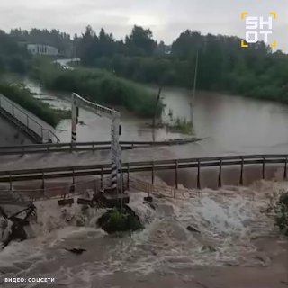 В Свердловской области из-за паводка введен режим ЧС и затоплено более 1100 домов