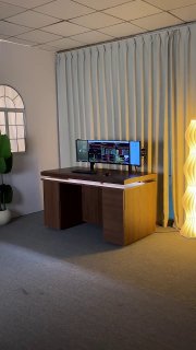 Китайская Clodesk показала стол-трансформер, превращающийся в мини-мастерскую