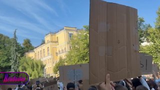 Причины отставки министра обороны Украины и роль «митингов зумеров» в информационной войне