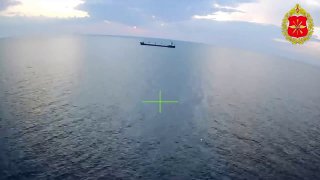 В Одесской области предположительно поражен балкер с помощью дрона «Герань-4»