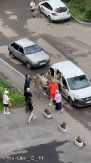 В Украине продолжается принудительная мобилизация через ТЦК