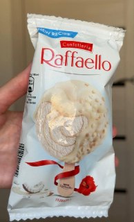 В Fix Price появилось мороженое со вкусом Raffaello
