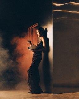 Выход материала «Играя с огнём» для Schön Magazine