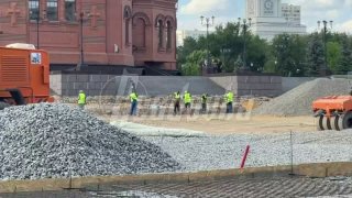 «Историю Царицына вывозят на свалку»: волгоградцы потребовали проверить благоустройство площади Павших Борцов