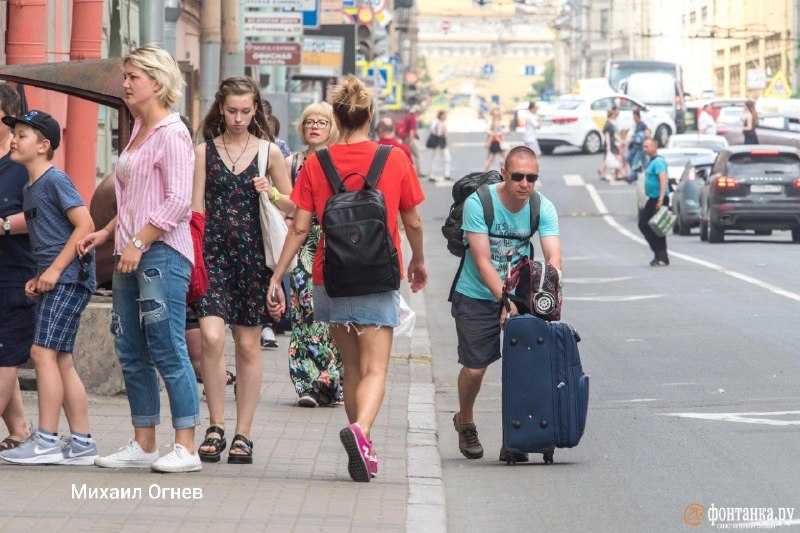Туроператоры зафиксировали резкое падение турпотока в Петербурге