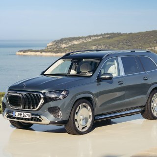 Mercedes представил новый Maybach GLS 800 с функциями массажа