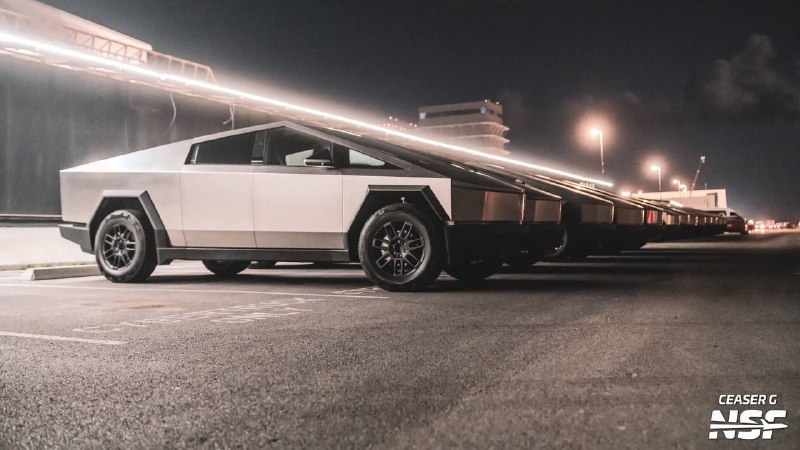На сборочной площадке Starbase появились парковочные места для Tesla Cybertruck.