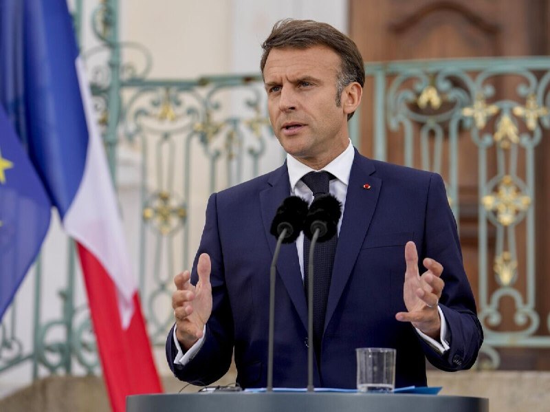 Макрон может распустить Национальное собрание Франции, сообщает Le Figaro.