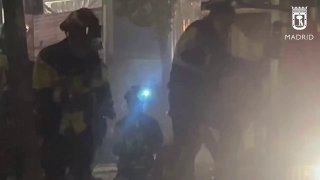 В центре Мадрида обрушился дом, под завалами нашли двух погибших.