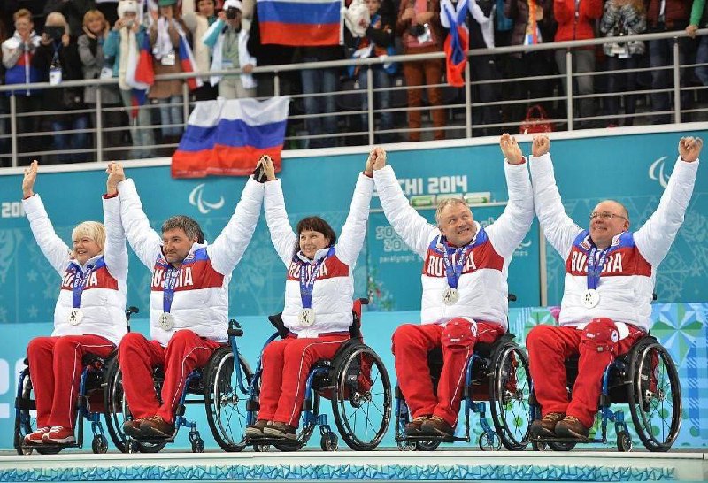 Международный паралимпийский комитет разрешил российским спортсменам выступать на соревнованиях без ограничений.