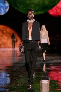 Матье Блази представил первую коллекцию Chanel для сезона весна-лето 2026 на показе в Гран-Пале.