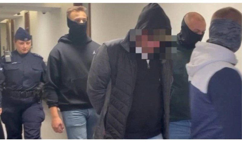 Польша ищет способ не выдавать подозреваемого в подрыве "Северного потока-2" Германии или России.