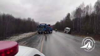 В Челябинской области из-за гололедицы парализовано движение на трассе Уфа — Челябинск