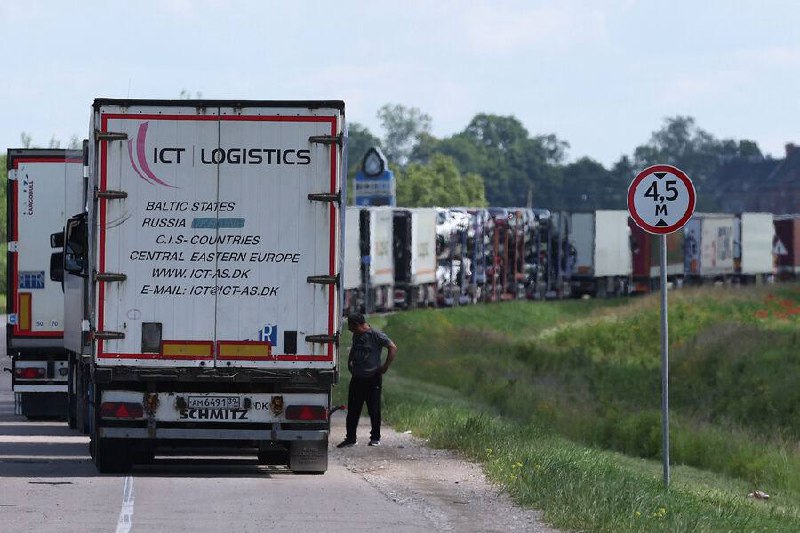 Литва пригрозила заблокировать транзит в Калининград