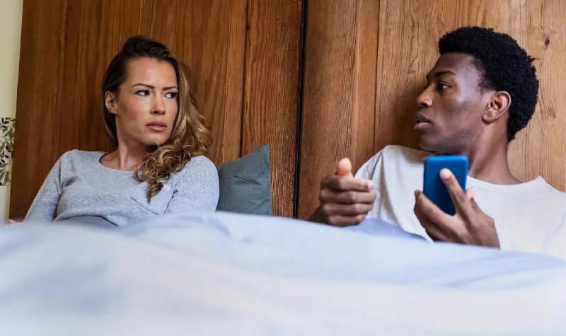 Разводы из-за чат-ботов: новая проблема для судов США