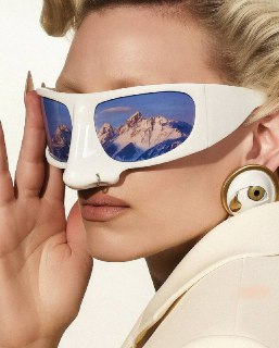 Сюрреалистичные очки Schiaparelli