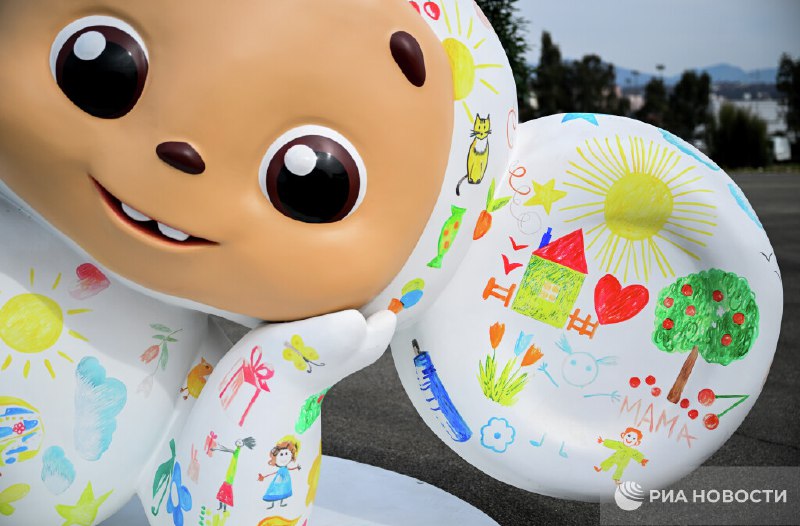 Режиссер заявил, что Чебурашке не грозит взросление