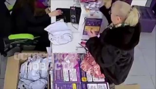 Пенсионерка напала на сотрудницу ПВЗ в Ростове-на-Дону