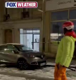 Снегопад парализовал европейские города