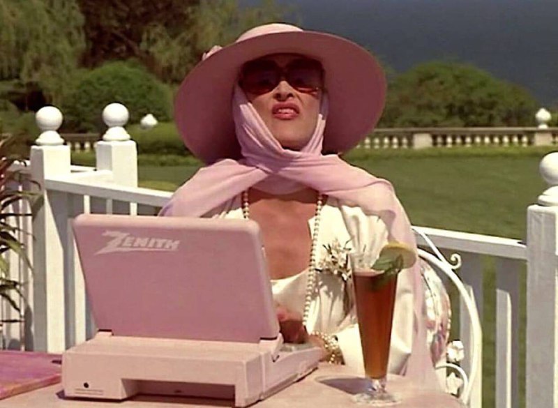 Даша Чернова запустила анонимный опросный бот в Telegram