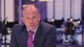 Министр обороны Бельгии заявил о праздновании Путина в Москве