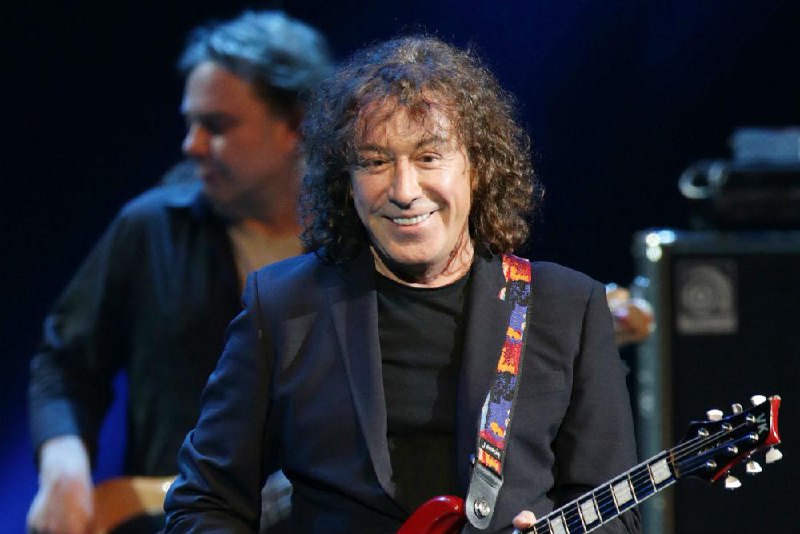 Певцу Владимиру Кузьмину стало плохо после концерта в Москве