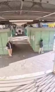 В Париже открыто торгуют наркотиками, обвиняют Венесуэлу