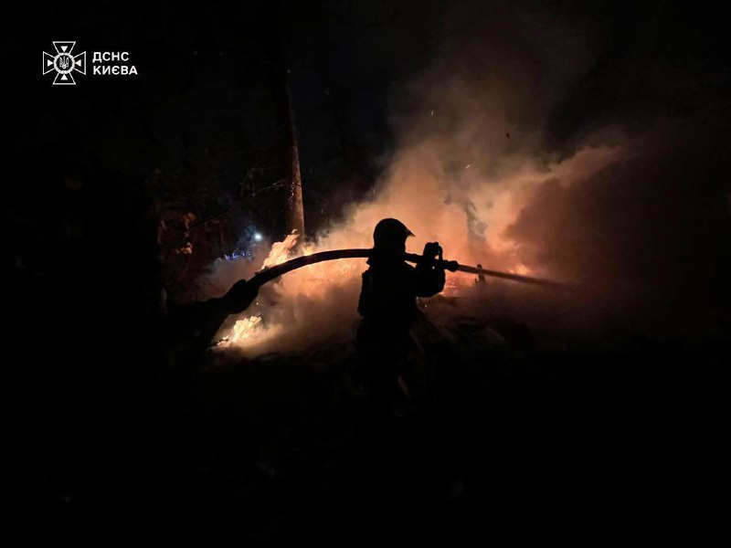 В Киеве полмиллиона абонентов остались без света после ночной атаки