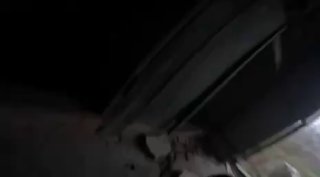 Видео: Как раненый боец уничтожил двух врагов с помощью координации