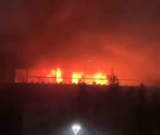 В Тбилиси произошел пожар в торговом центре "Кидобани"